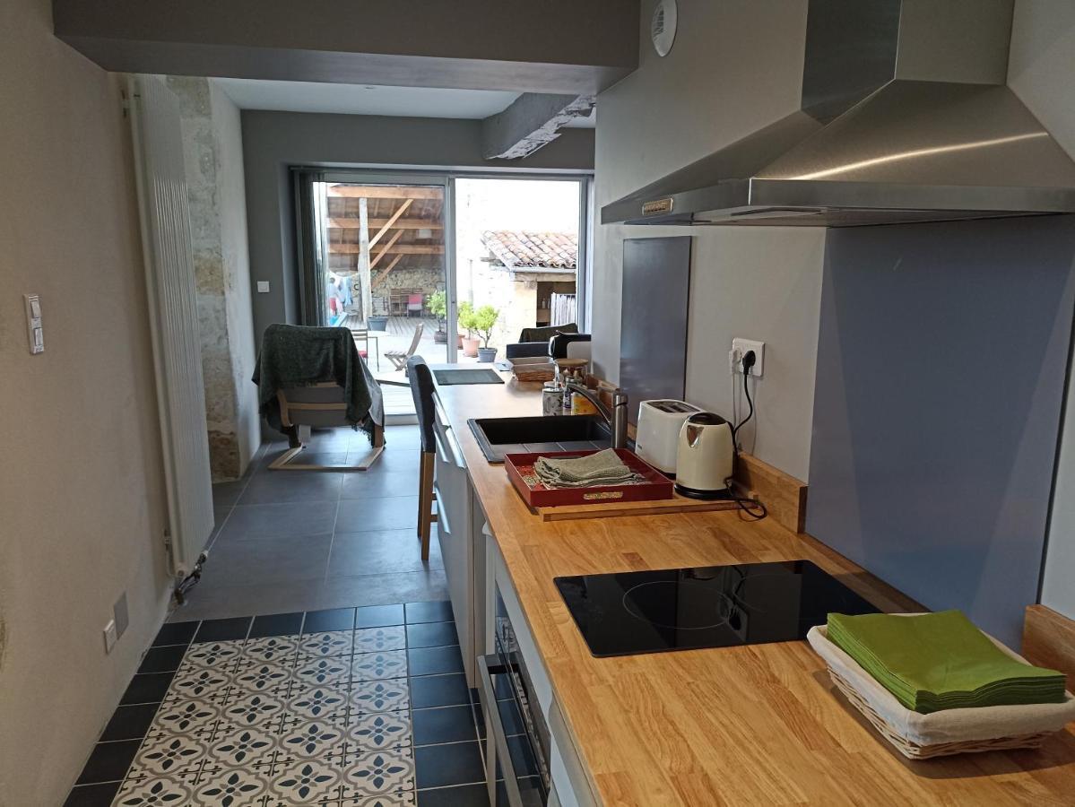 Pigeonnier De Sabaillan Bed and Breakfast Castelnau-dʼArbieu Εξωτερικό φωτογραφία